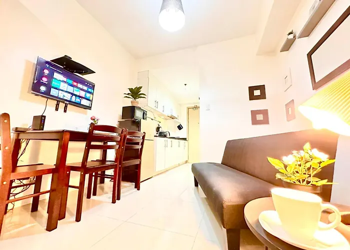 Near Aiport - Credit Card Accepted 0995 - 448 - 8872